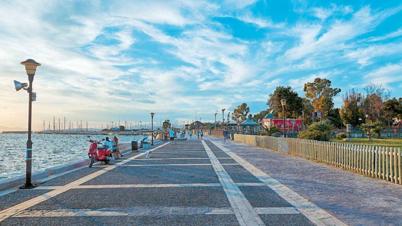 Athenian Riviera Beach Apartment Dış mekan fotoğraf